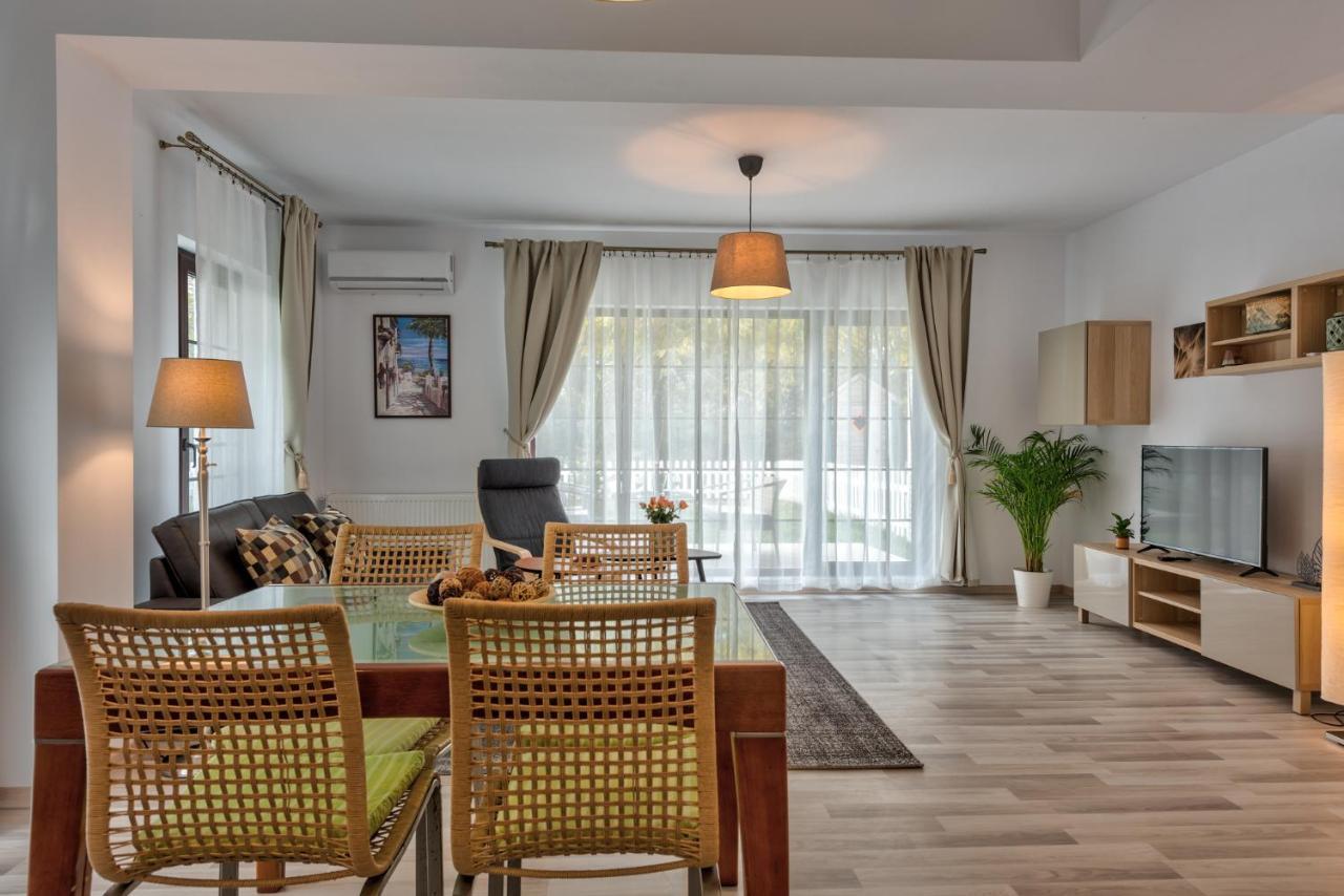 Bucharest Airport Suites & Villas أوتوبين المظهر الخارجي الصورة